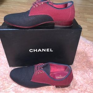 CHANEL AUTHENTIC LACED LOAFERS